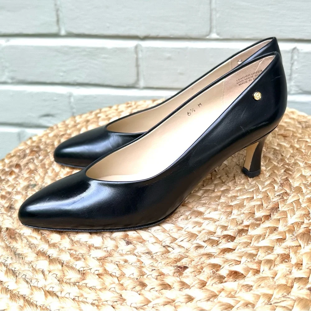 Etienne Aigner Zurich Black Leather Pumps NWOT - Picture 4 of 16